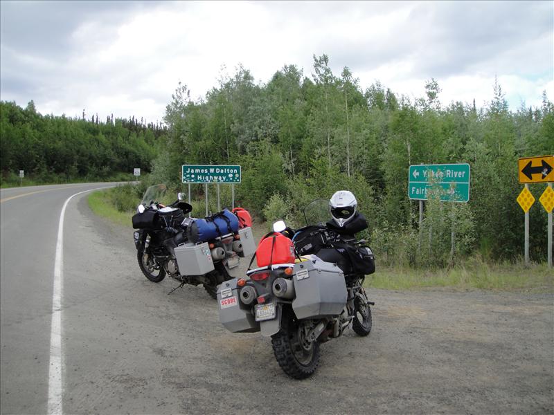 Arriving at the first junction- note how clean the bikes are.